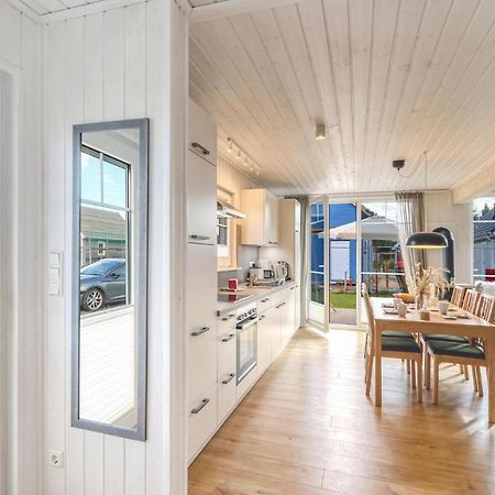2 Bedroom Gorgeous Home In Zerpenschleuse Esterno foto