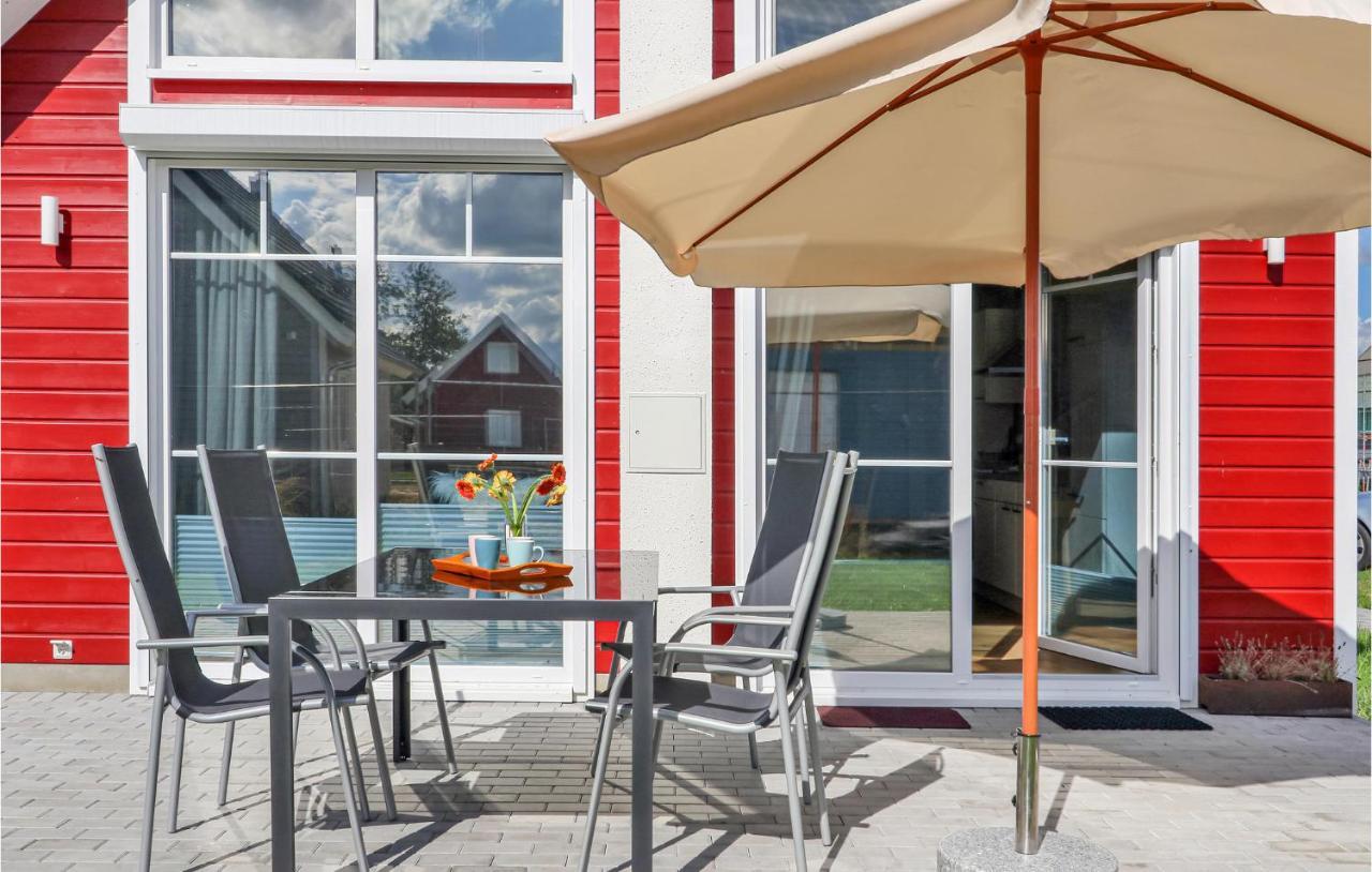 2 Bedroom Gorgeous Home In Zerpenschleuse Esterno foto