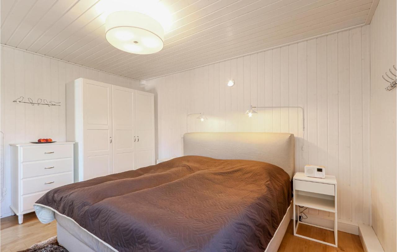 2 Bedroom Gorgeous Home In Zerpenschleuse Esterno foto