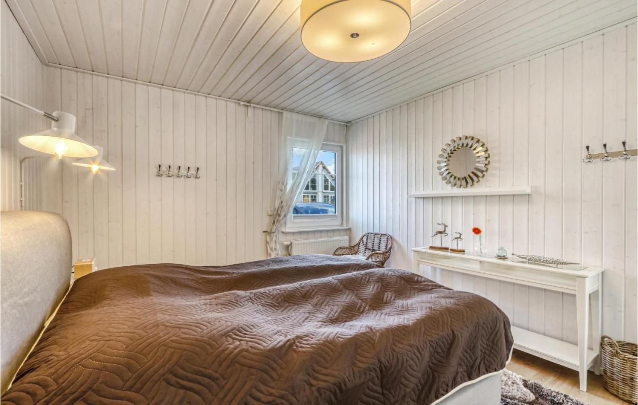2 Bedroom Gorgeous Home In Zerpenschleuse Esterno foto