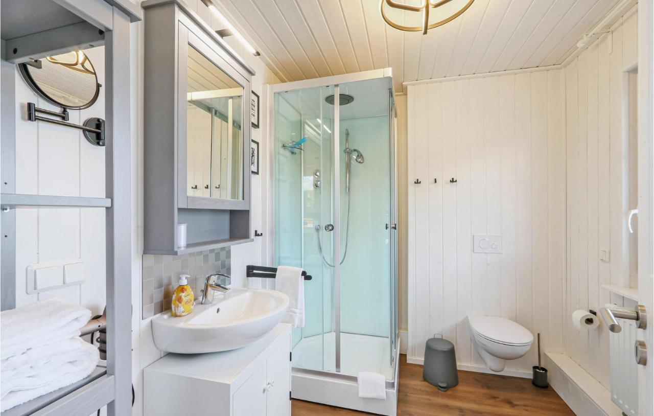 2 Bedroom Gorgeous Home In Zerpenschleuse Esterno foto